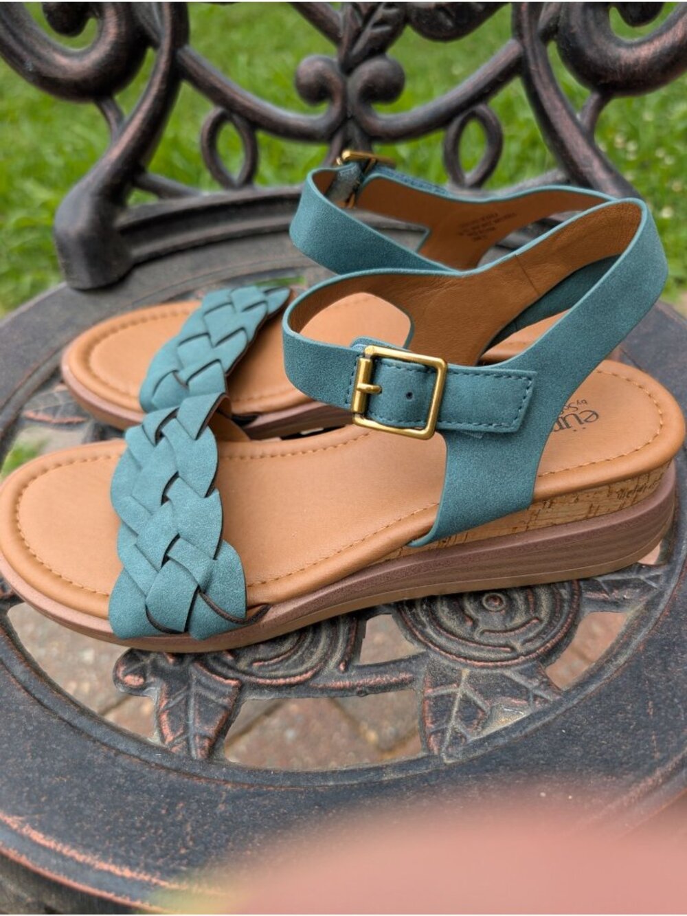 Eurosoft McKaila Wedge Green Sandals Size 7 Braided Toe Strap Adjustable Buckle